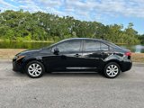 Used 2020 Toyota Corolla LE image 2