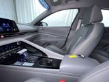 Used 2022 Hyundai Elantra SEL w/ Convenience Package image 5