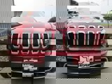 Used 2017 Jeep Cherokee Limited image 2