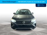 Certified 2022 Volkswagen Taos SE image 3