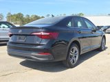 Used 2024 Volkswagen Jetta SE image 5