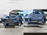 New 2024 Land Rover Discovery S image 2