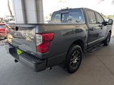 Used 2023 Nissan Titan SV w/ SV Convenience Package image 5