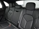 Certified 2025 Porsche Macan image 6