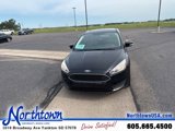 Used 2017 Ford Focus SE image 2