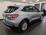 Used 2022 Ford Escape SE image 4