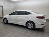 Used 2017 Hyundai Elantra SE image 3