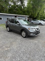 Used 2018 Nissan Rogue SV w/ Sun & Sound Touring Package image 2