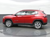 New 2025 Jeep Compass Latitude image 3