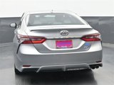 Used 2023 Toyota Camry SE image 6