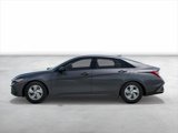 New 2025 Hyundai Elantra SE image 3