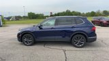 Used 2023 Volkswagen Tiguan SE w/ Panoramic Sunroof Package image 5