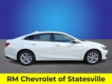 Used 2023 Chevrolet Malibu LT image 2