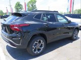 New 2025 Chevrolet Trax LT w/ LT Convenience Package image 3