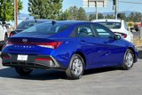 New 2025 Hyundai Elantra SE image 4