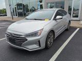 Used 2020 Hyundai Elantra Limited image 2