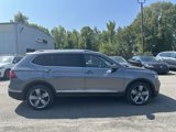 Used 2018 Volkswagen Tiguan SEL Premium image 4
