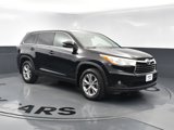 Used 2014 Toyota Highlander LE image 2