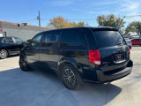 Used 2015 Dodge Grand Caravan SE w/ Quick Order Package 29E SE image 2
