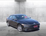 Used 2024 Hyundai Elantra SEL image 2