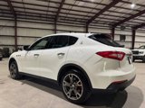 Used 2017 Maserati Levante image 3