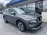 Used 2022 Nissan Rogue SV image 2