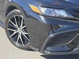 Used 2023 Toyota Camry SE image 3