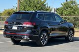 Used 2021 Volkswagen Atlas SEL Premium image 2