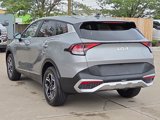 Used 2023 Kia Sportage LX image 4