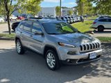 Used 2017 Jeep Cherokee Limited image 3
