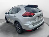 Used 2018 Nissan Rogue SL image 2