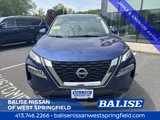 Used 2022 Nissan Rogue SV image 2
