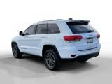 Used 2017 Jeep Grand Cherokee Limited w/ Luxury Group II image 3