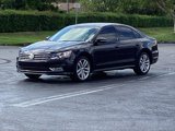 Used 2019 Volkswagen Passat 2.0T Wolfsburg image 3
