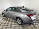 Used 2021 Hyundai Elantra SE image 5