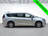Used 2023 Chrysler Voyager LX image 4