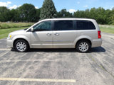 Used 2014 Chrysler Town & Country Touring w/ Driver Convenience Group image 2