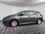 Used 2023 Nissan Leaf S image 2