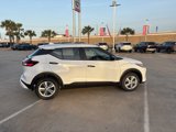 New 2025 Nissan Kicks Play S image 4