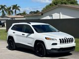 Used 2016 Jeep Cherokee Sport image 2