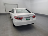 Used 2015 Toyota Camry LE image 6