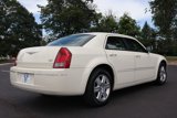 Used 2006 Chrysler 300 Touring w/ Luxury Group image 5