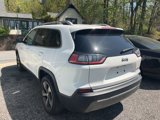Used 2019 Jeep Cherokee Limited image 3