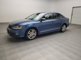 Used 2017 Volkswagen Jetta SEL Premium image 2