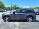 New 2025 Jeep Grand Cherokee Limited image 2
