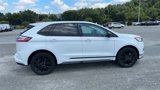 Used 2022 Ford Edge SE w/ Black Appearance Package image 6