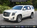 Used 2015 Cadillac Escalade Premium image 2