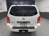 Used 2006 Nissan Pathfinder LE image 4