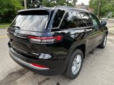 New 2025 Jeep Grand Cherokee Laredo X w/ Luxury Tech Group I image 5
