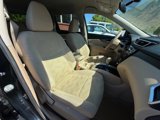 Used 2014 Nissan Rogue S image 5